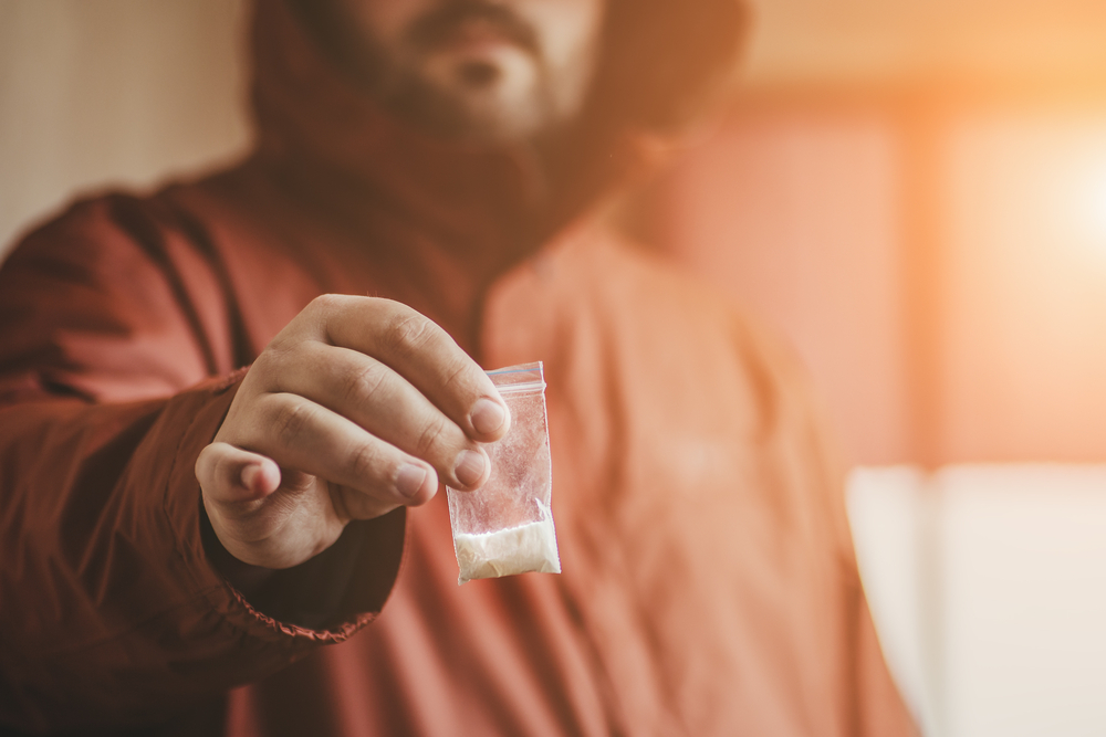 Cocaine Overview: Addiction Signs, Withdrawal and Treatment